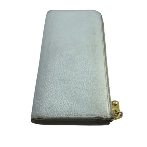 Authentic Miu Miu by Prada Ivory / Off White Leather Zip Around Wallet - Picture 2 of 10